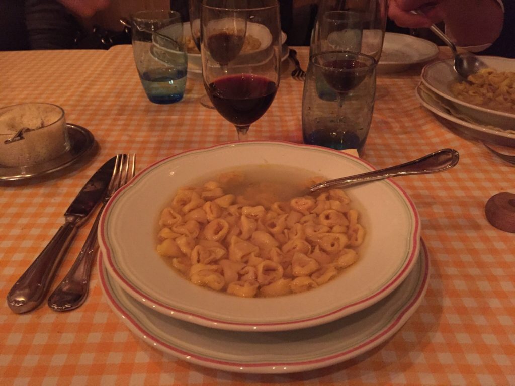 tavola tortellini