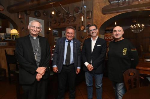 Cardinale Matteo Maria Zuppi e Alessandro Alberani (Presidente Acer Bologna) e Ex Sindaco Merola
